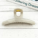 Levi Oversize Claw Clip