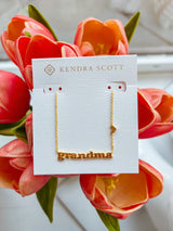 KENDRA SCOTT GRANDMA PENDANT NECKLACE