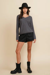 V NECK PULLOVER SWEATER